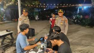 Cegah Kejahatan pada Malam Hari, Kapolsek Kampar Kiri Pimpin Patroli KRYD Demi Keamanan dan Kenyamanan Masyarakat