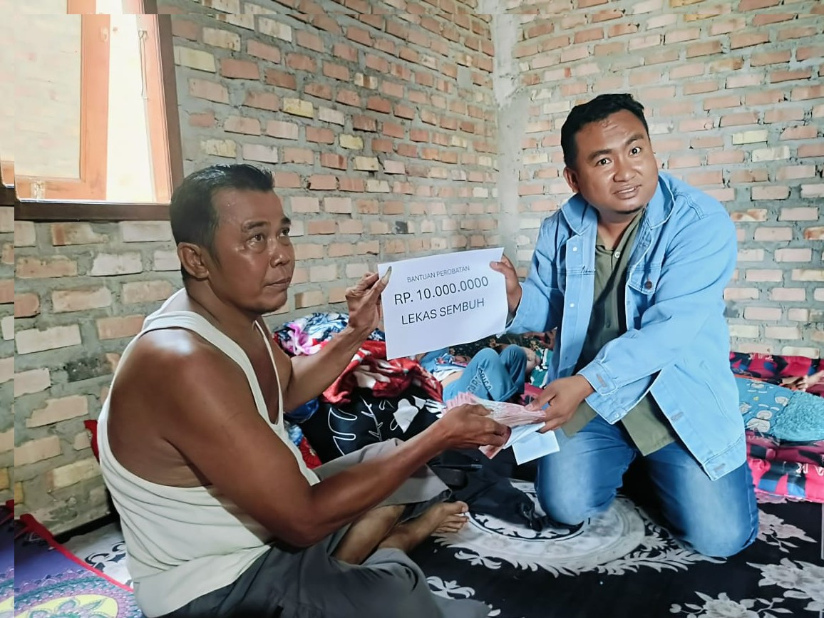 YBS Tunjukkan Kepedulian, Salurkan Santunan kepada Korban Kecelakaan di Bukit Karak