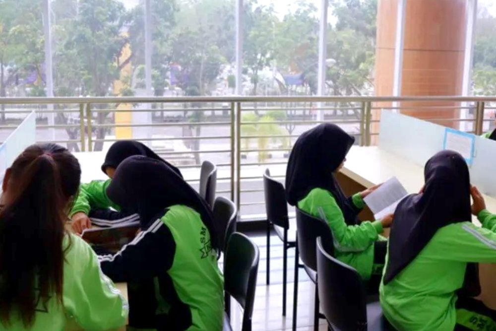 Perpustakaan Soeman HS Riau Dinobatkan Sangat Baik Layani Kelompok Rentan