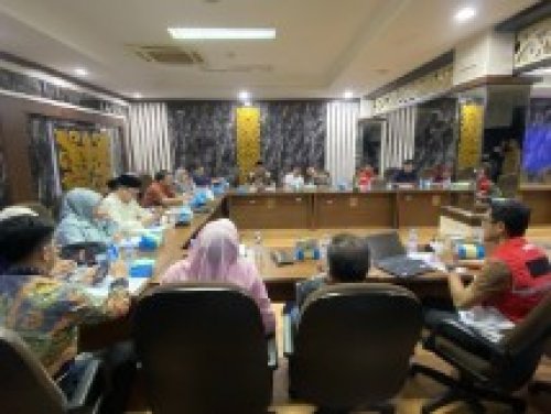 DPRD Kota Pekanbaru Minta Pertamina Lakukan Antisipasi Agar Antrean BBM Tak Terulang