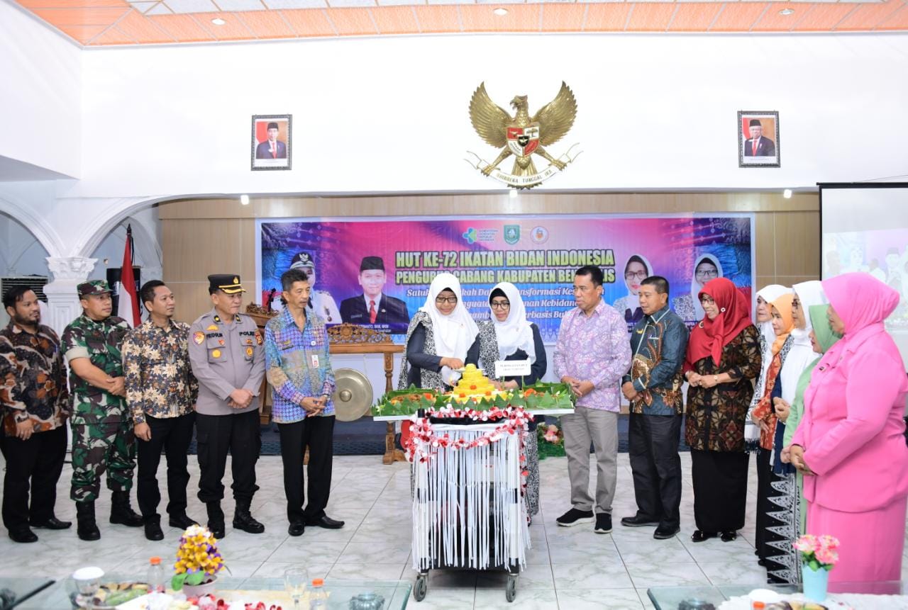 HUT Ke-72 IBI, Bupati Kasmarni Harap Siap Optimalkan Peran untuk Pembangunan Bidang Kesehatan