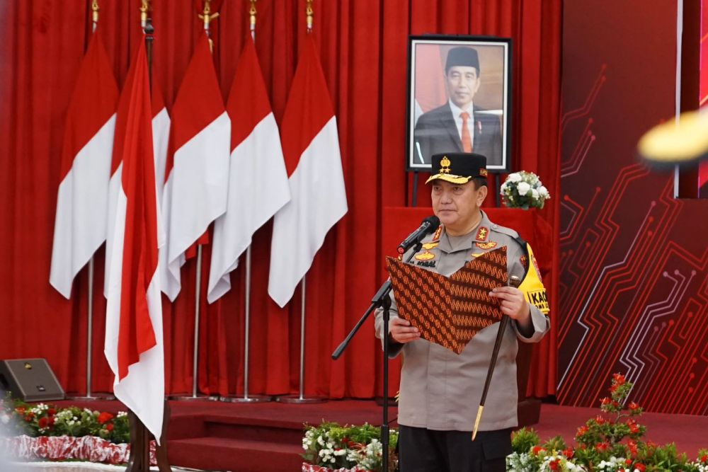Pimpin Sertijab 2 Direktur., Ini Pesan Kapolda Riau