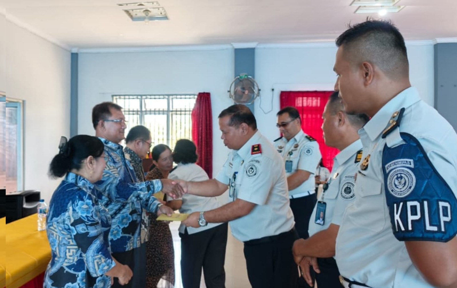 Momen Haru di Lapas Gunungsitoli, Dua Pegawai Akhiri Masa Pengabdian