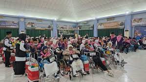 Hari ini, 438 Jamaah Haji Kloter Pertama Riau Mulai Masuk Asrama Haji Batam