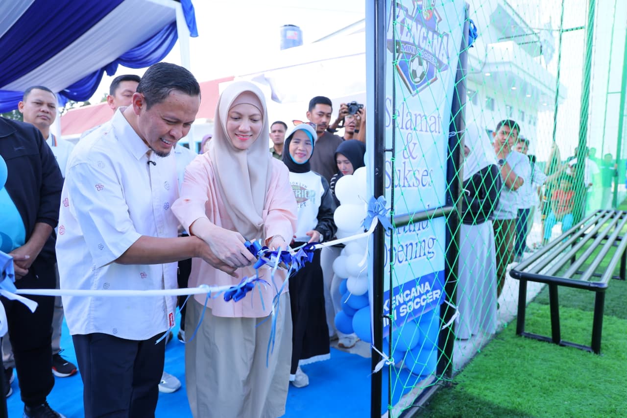 Walikota Agung Nugroho Resmikan Lapangan Kencana Minisoccer di Kompleks PSC Pekanbaru