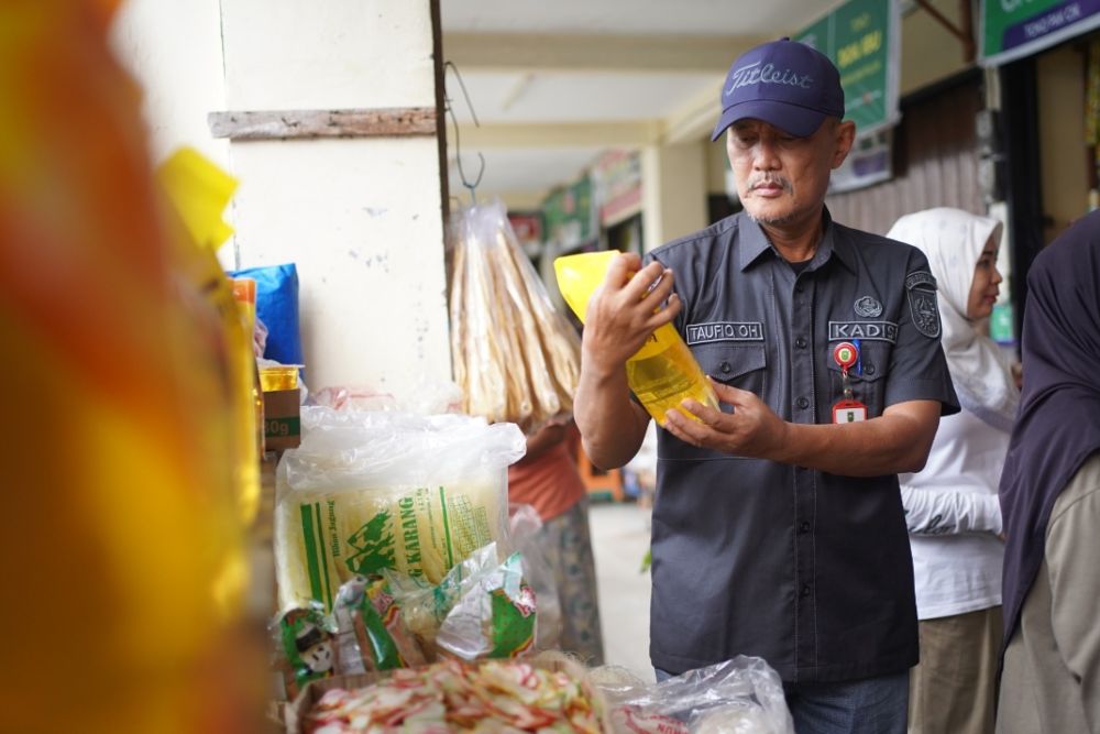 Pemprov Riau Cek Harga dan Ketersediaan Bahan Pokok di 4 Pasar, Ini Hasilnya