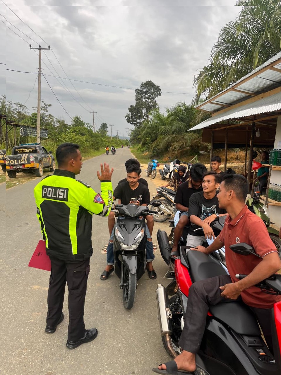 Kapolsek Kampar Kiri Pimpin Patroli Antibalap Liar di Bulan Ramadhan