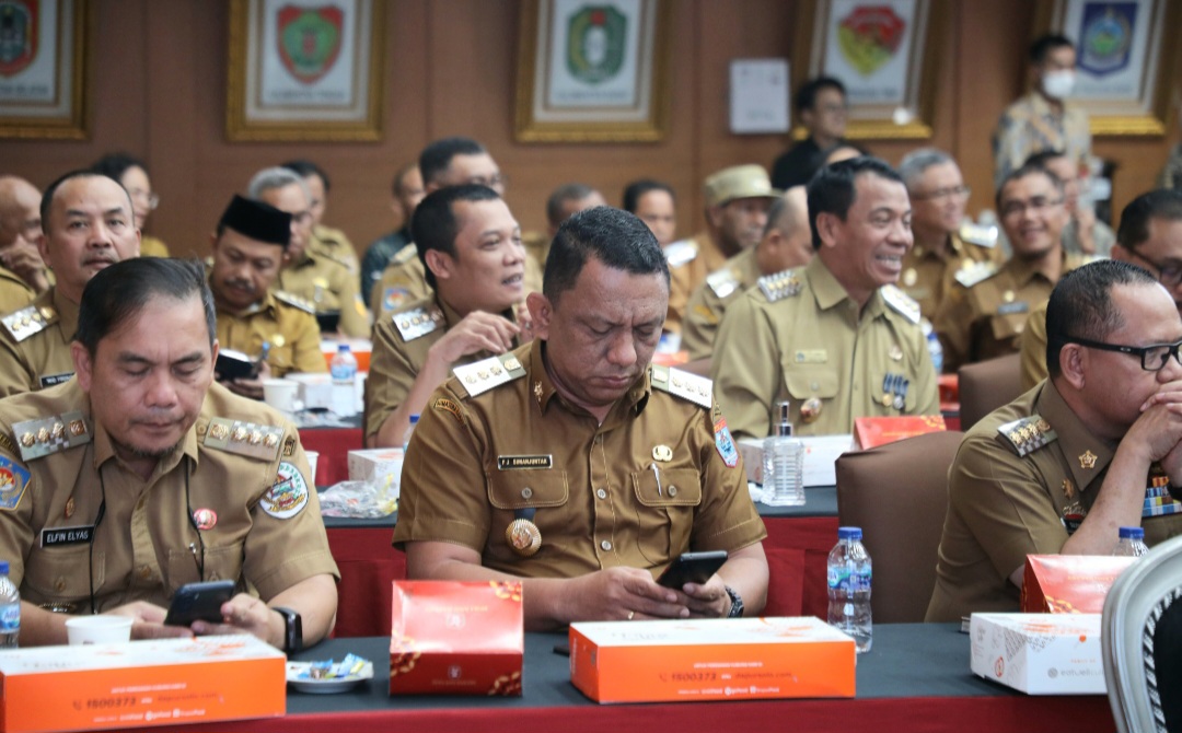Pj Wali Kota Pekanbaru Muflihun Ikuti Rakor dengan Mendagri