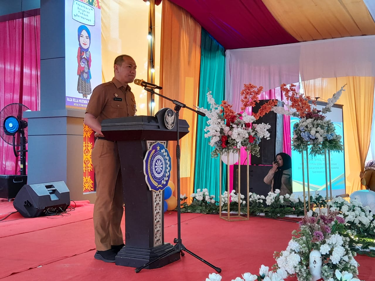 Asisten I Setdako Pekanbaru Buka Jambore PKK dan BKMT Tuah Madani