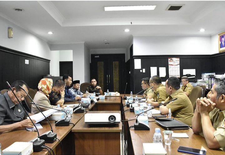 Hearing Dengan PUPR, Komisi IV DPRD Pekanbaru Ingin Pastikan Aspirasi Masyarakat Masuk Anggaran 2024