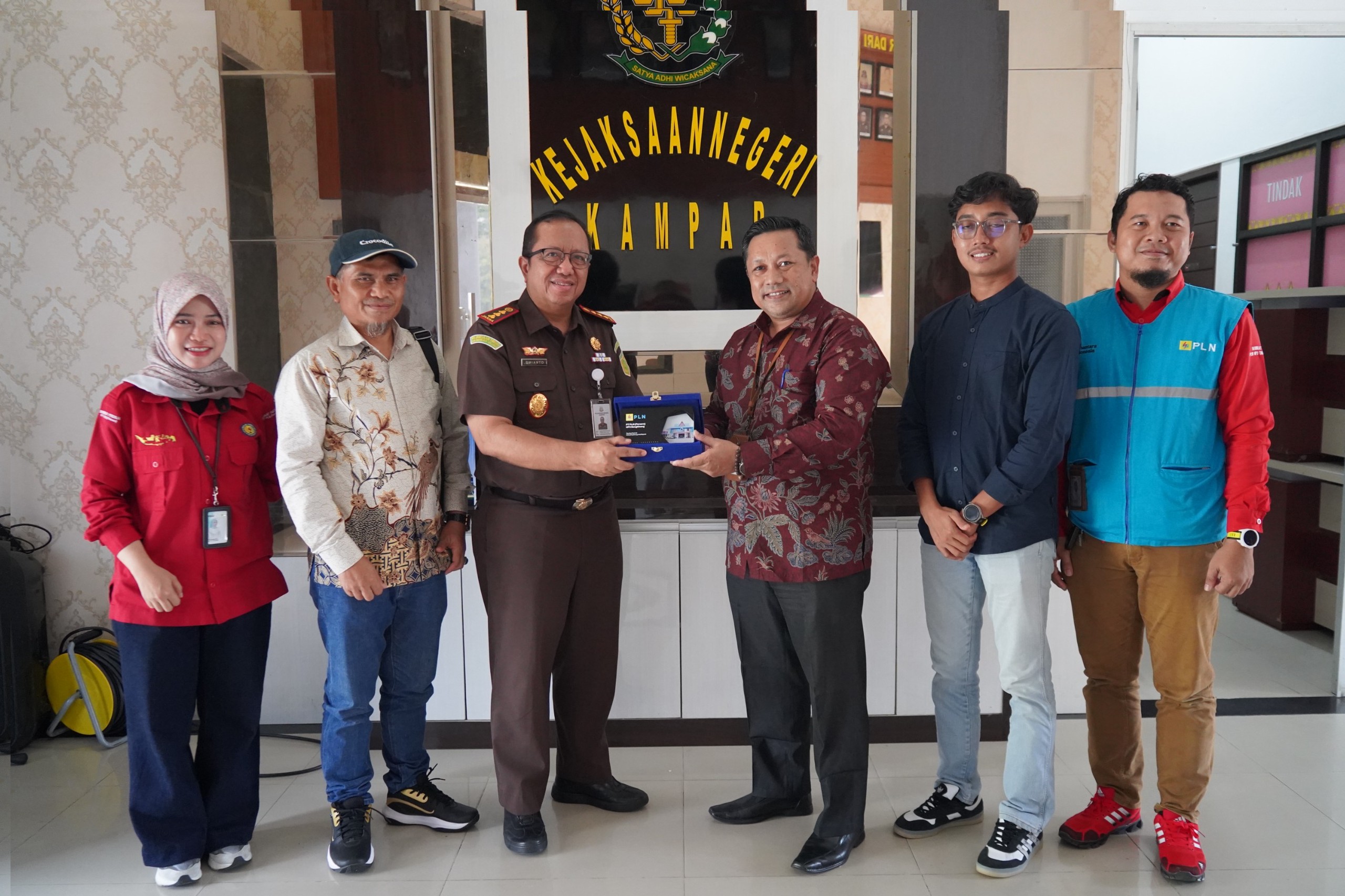 PLN dan Kejari Kampar Perkuat Sinergi Dukung Pembangunan Infrastruktur Listrik dan Pelayanan Publik