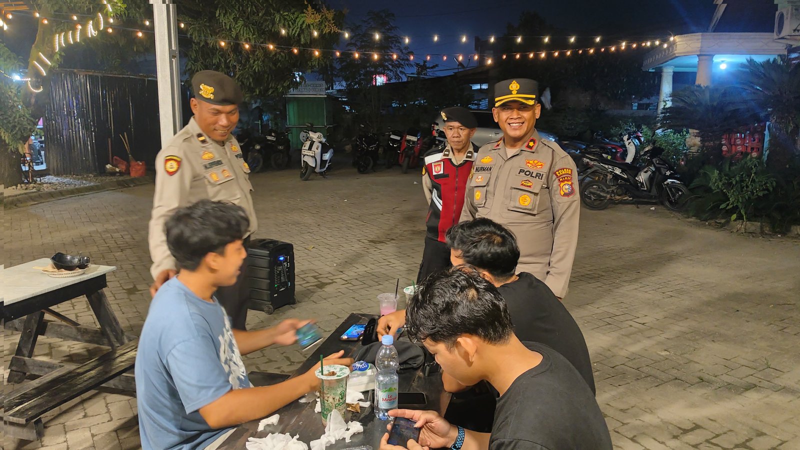 Cegah Kejahatan pada Malam Hari, Kapolsek Kampar Kiri Pimpin Patroli KRYD Demi Keamanan dan Kenyamanan Masyarakat