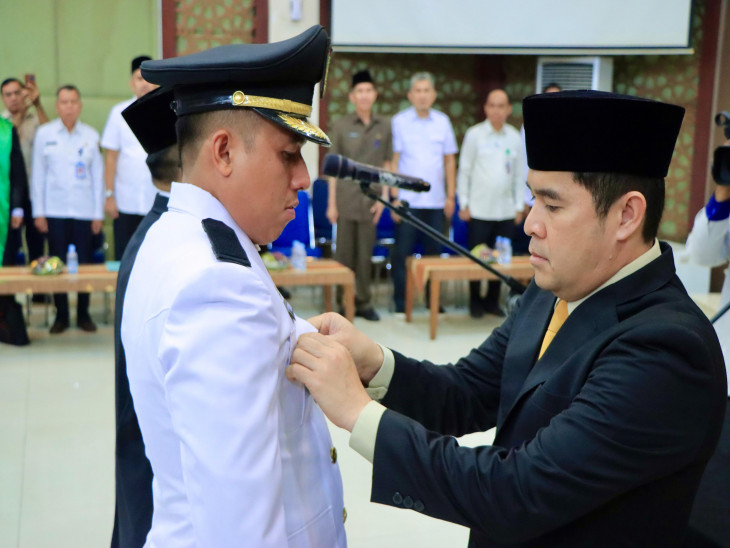 Pj. Sekda Kampar Lantik Dan Kukuhkan Pejabat Pimpinan Tinggi Pratama Dan Jabatan Administrator