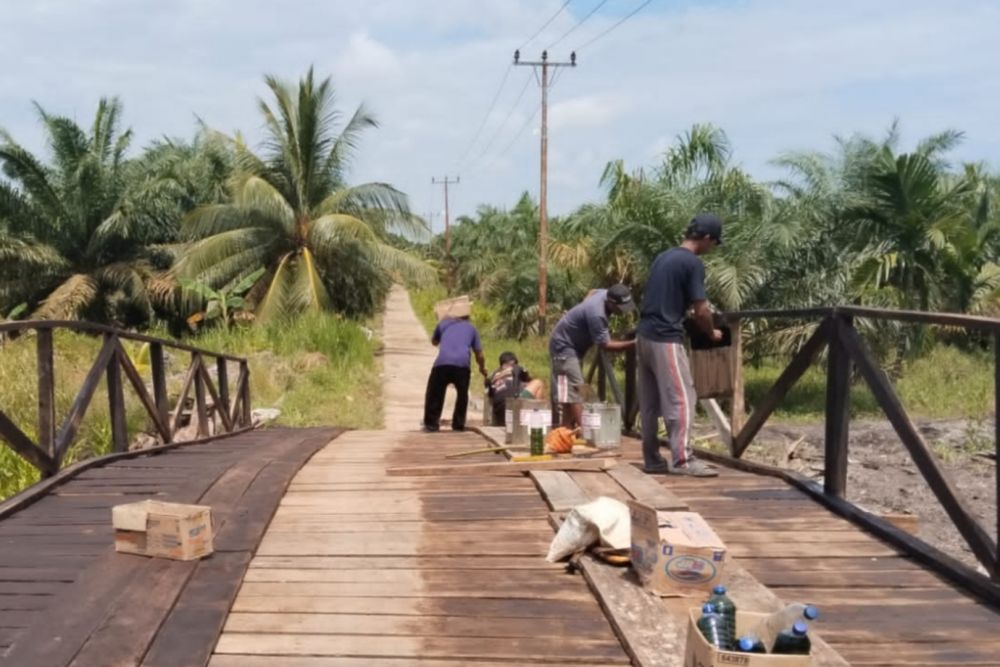 Gubri Abdul Wahid Tuntaskan Janji, Jembatan Parit Gading Inhil Rampung Dibangun Ulang
