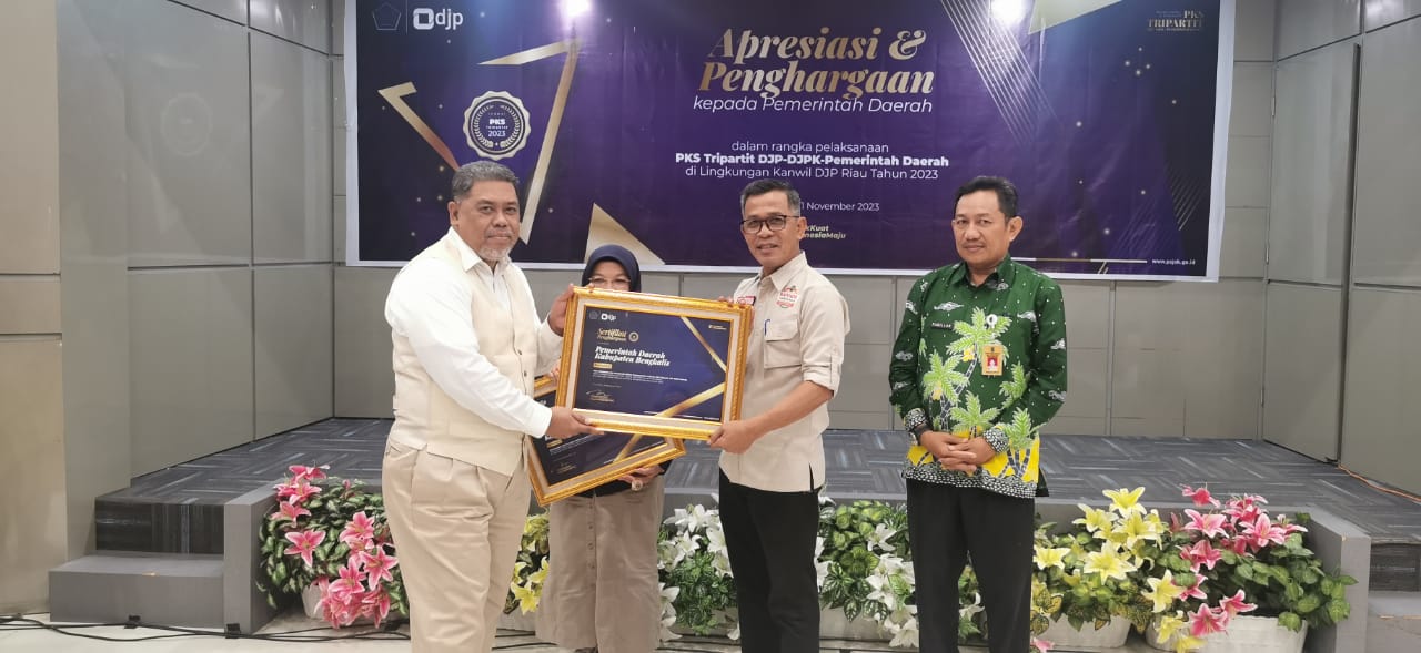 Kembali, Pemkab Bengkalis Raih Penghargaan 3 Kategori, Atas Pelaksanaan PKS Tripartit DJP-DJPK