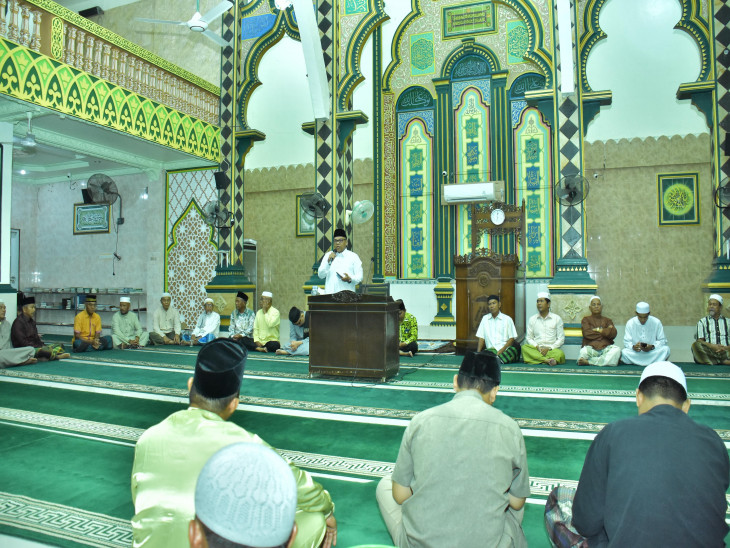 Mewakili Bupati Kampar, Plt. Kadis Kominfo Zulfikar Hadiri Tabligh Akbar serta Membuka secara Resmi Pelatihan Multi Remaja Di Masjid Raya Al-Falah Salo