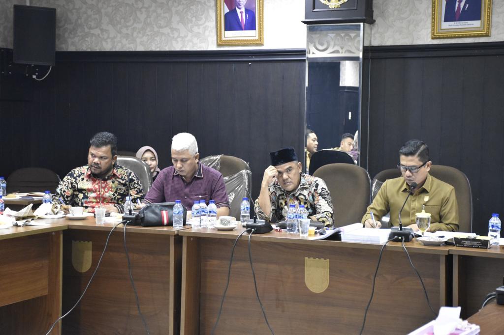 Komisi I DPRD Kota Pekanbaru Gelar Rapat Kerja Dengan Sekretariat DPRD