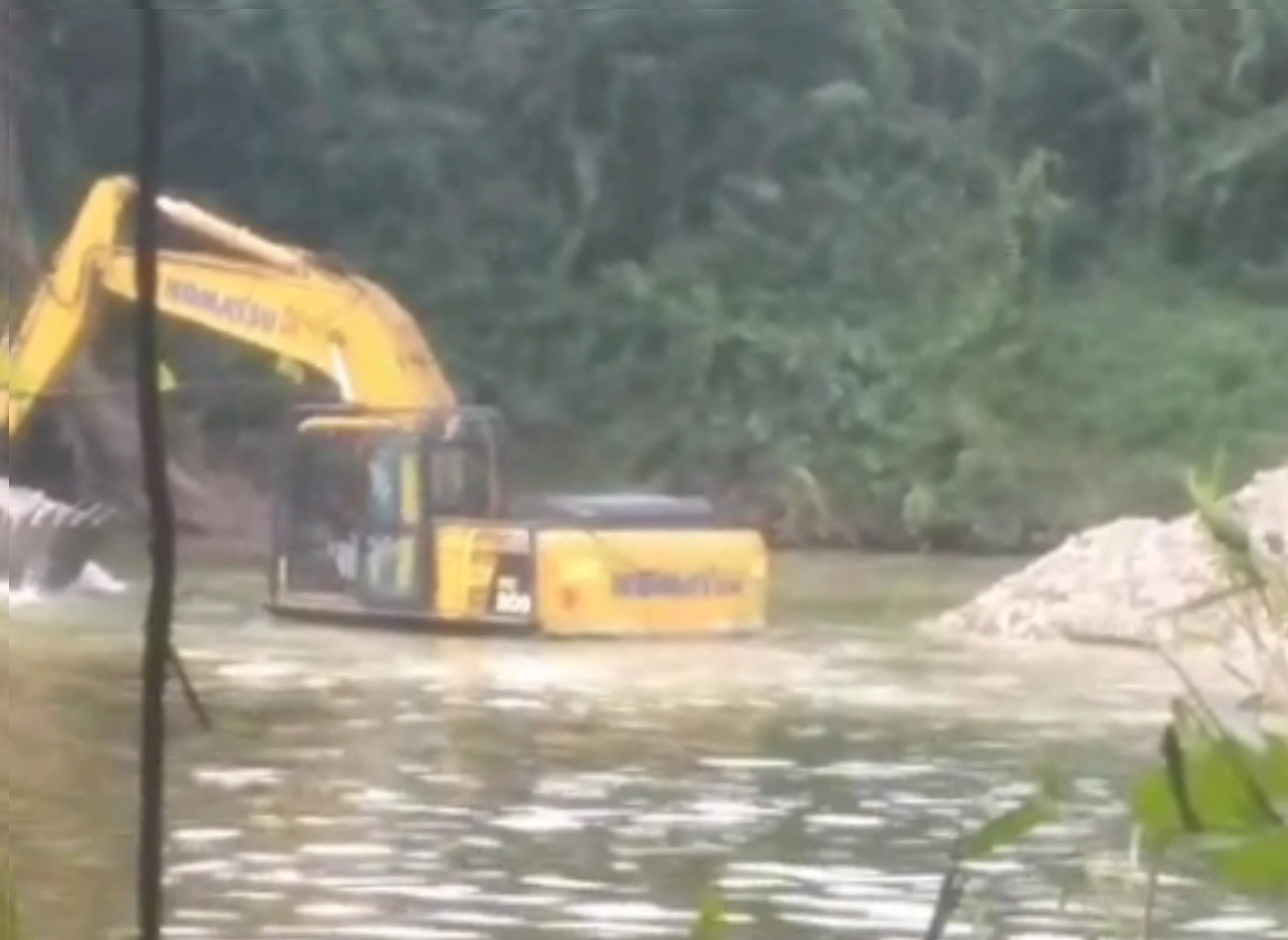 PT AWE Minerba Serahkan Berkas Perizinan ke Polsek Kampar Kiri: H Sopiyan Sebut Akan Ajukan Permohonan Mediasi oleh Pemerintahan!